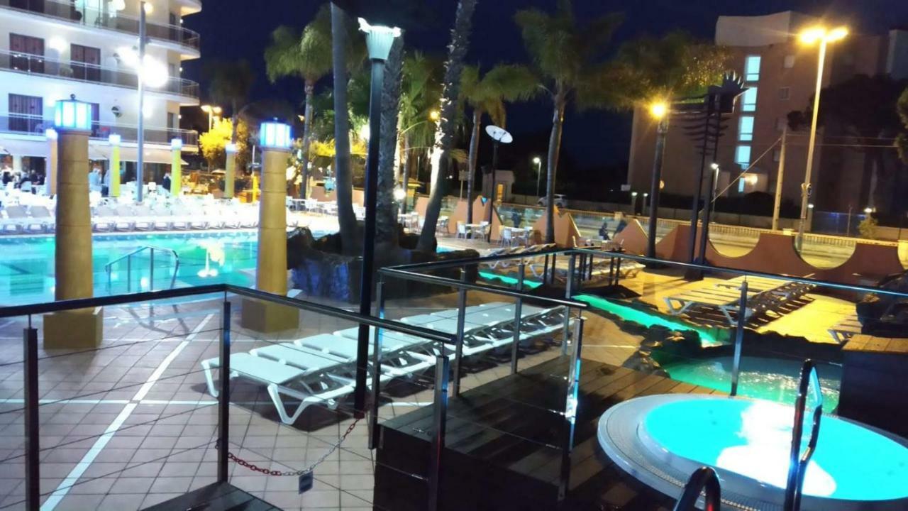 Hotel Reymar Малграт де Мар Екстериор снимка